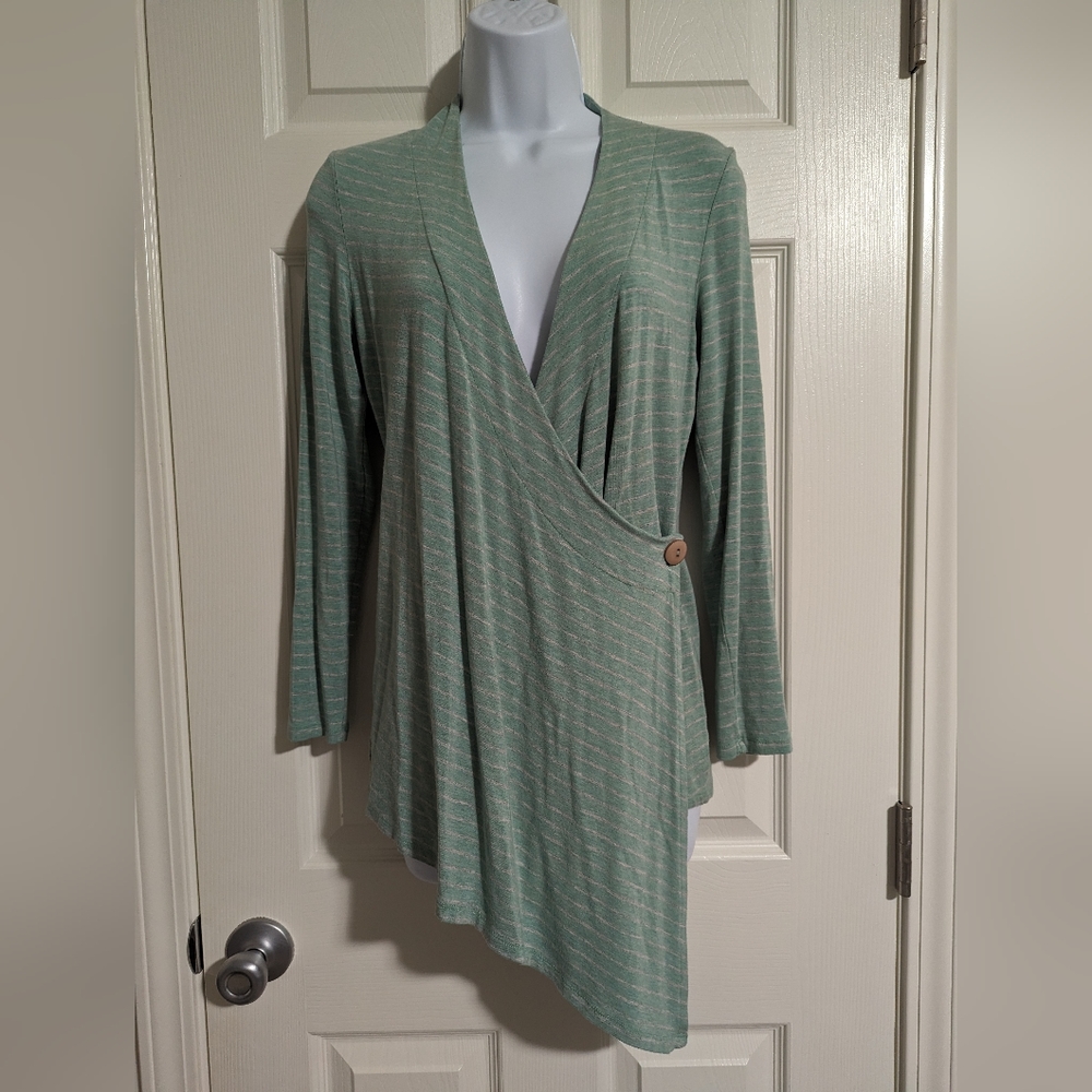Soft Surroundings Small Green Faux Wrap Top Asymmetrical Hem V Neck Top Flowy